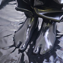 Load image into Gallery viewer, Obsidian Black Tabi Socks (Ankle High)