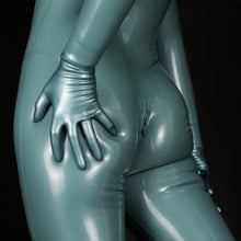 Load image into Gallery viewer, [P2] Metallic Frost Gloves (Mid-Arm)